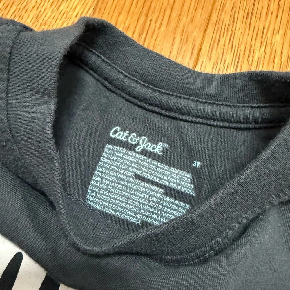 3T T-shirt Bundle - Picture 5 of 13